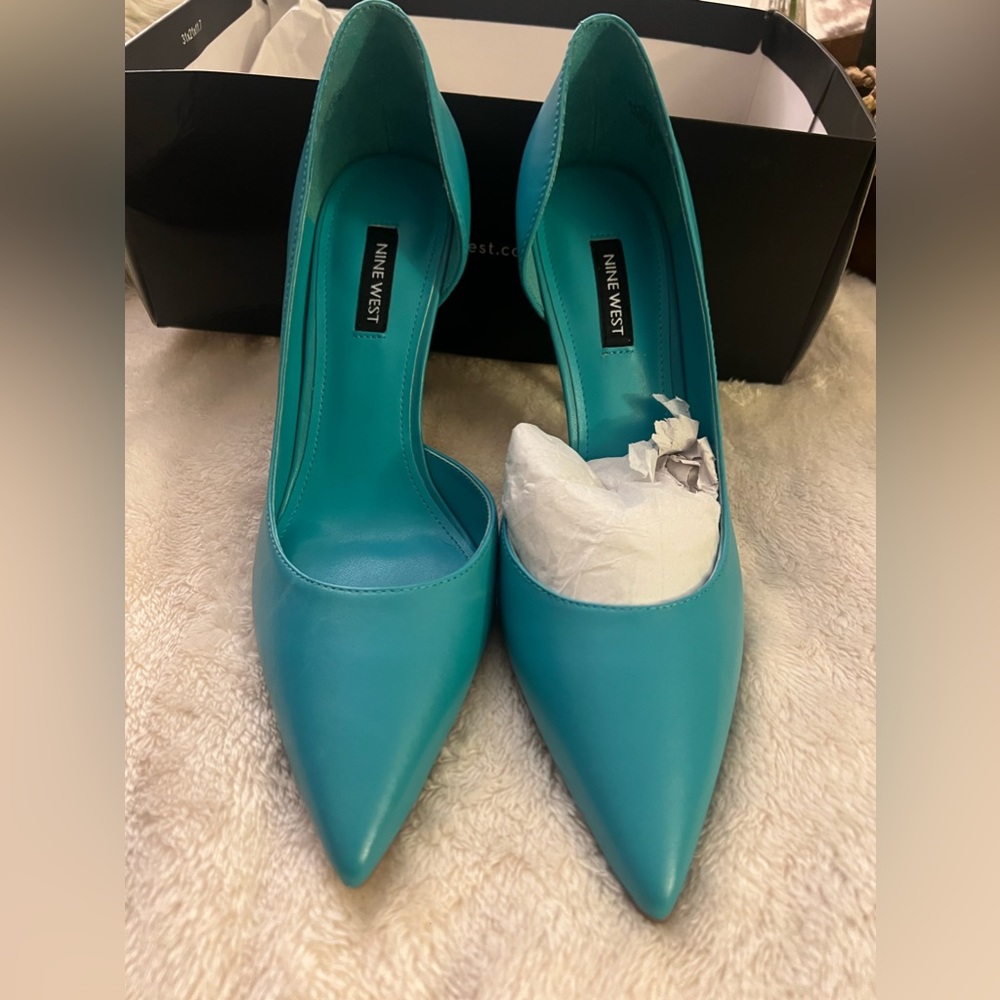 Nine West teal blue heels